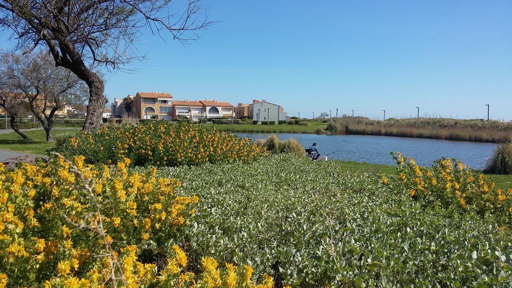 Aqua Plage Agde Bagian luar foto